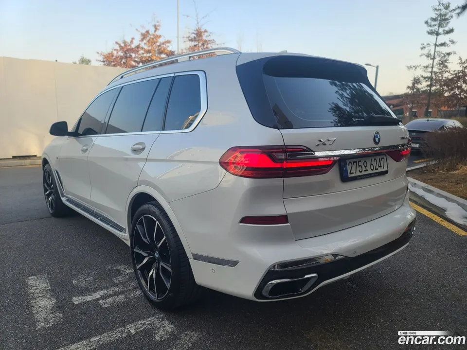 BMW X7 xDrive 40i M 6 2022 — миниатюра 4