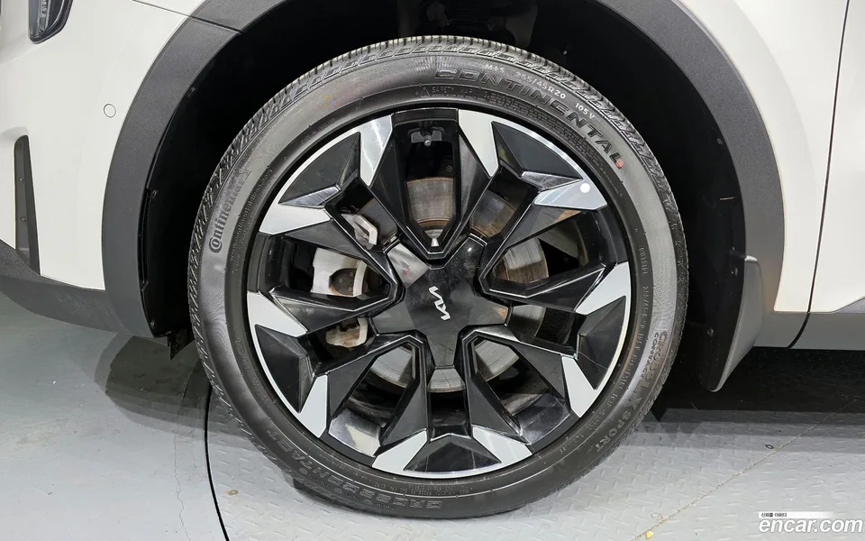 Kia Sorento 2.5T 2WD 2024 — миниатюра 5