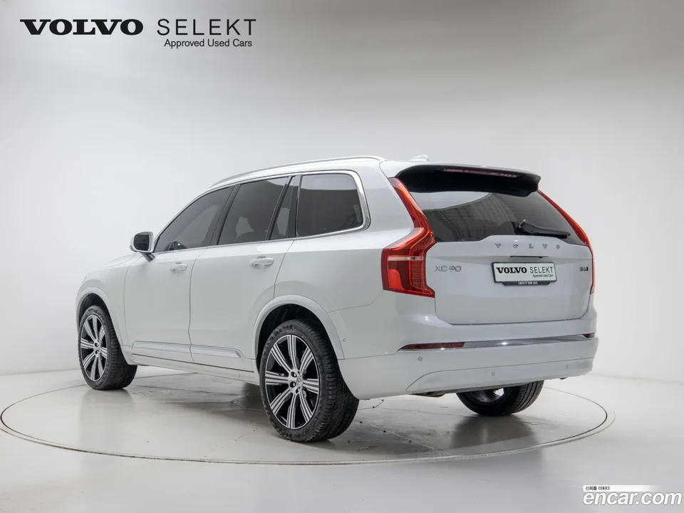 Volvo XC90 B6 2025 — миниатюра 4