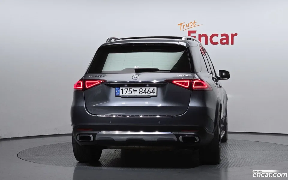 Mercedes-Benz GLE-Class GLE350e 4MATIC 2022 — миниатюра 4