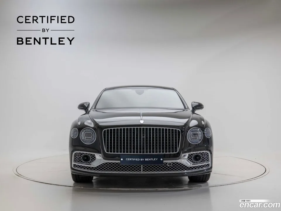 Bentley Flying Spur 4.0 2024 — миниатюра 2