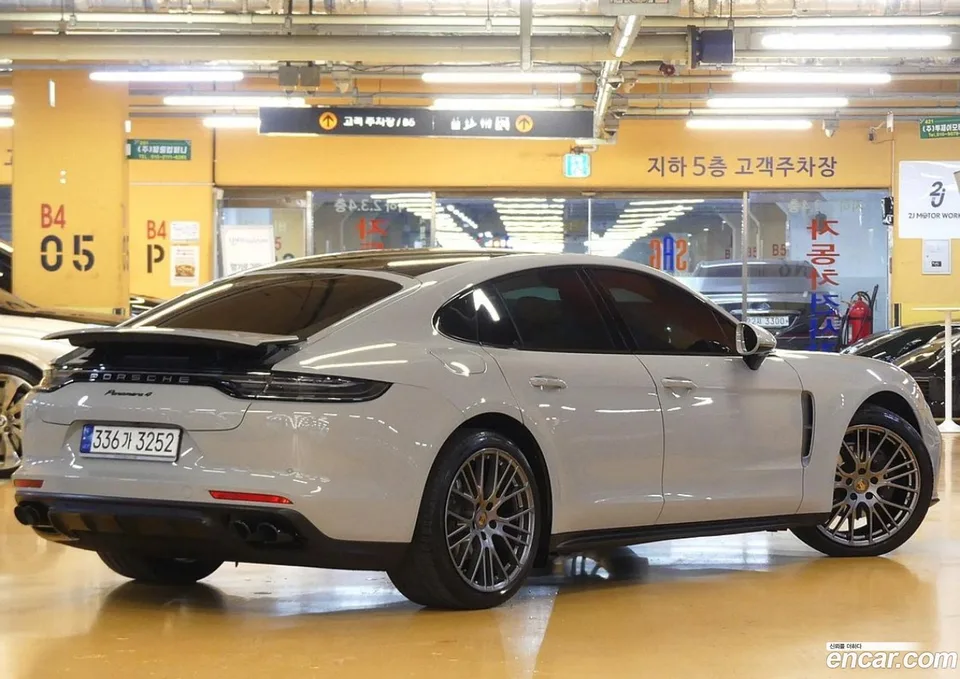 Porsche Panamera (971) 2.9 AWD 2022 — миниатюра 2