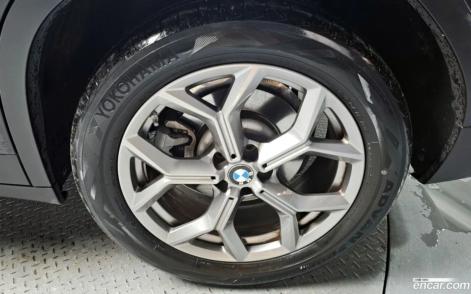 BMW X4 xDrive20d xLine 2022 — миниатюра 4