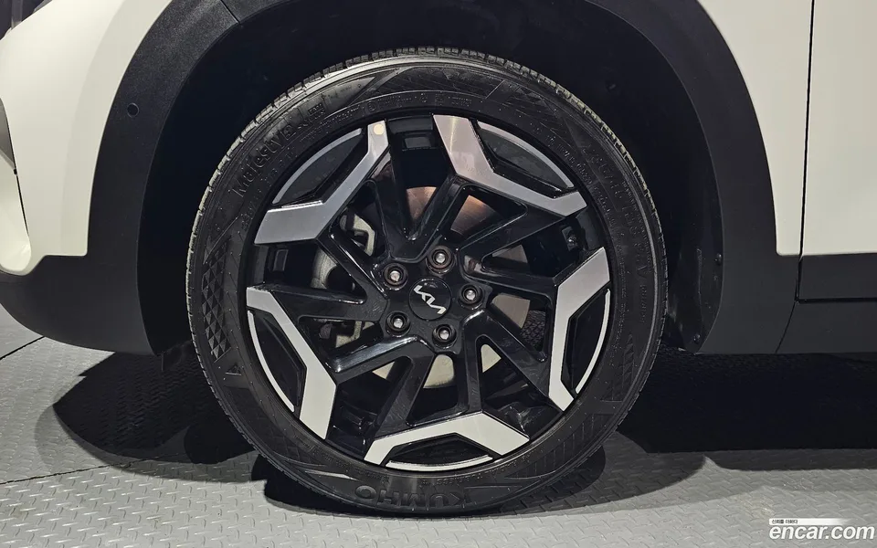 Kia Seltos 1.6 2WD 2023 — миниатюра 5