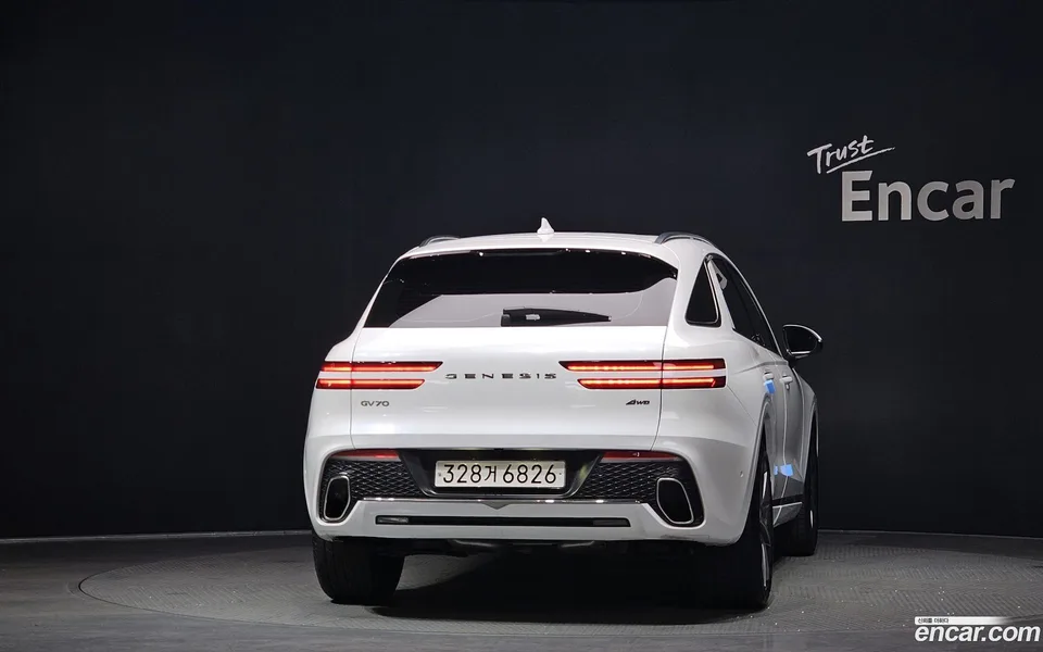Genesis GV70 2.5T AWD 2023 — миниатюра 4