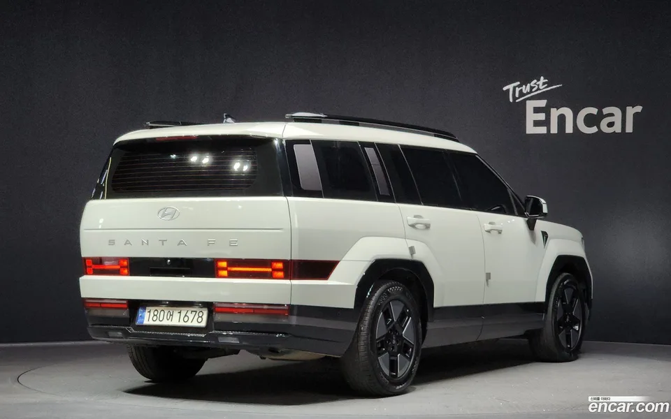 Hyundai SantaFe HEV 1.6 2WD 2023 — миниатюра 2