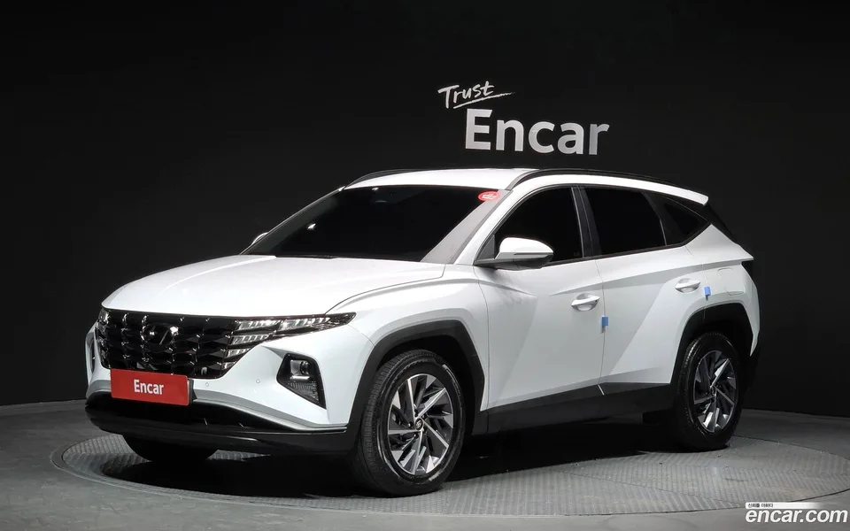 Hyundai Tucson 2.0 2WD 2022 — фото 1, купить с доставкой в Москву