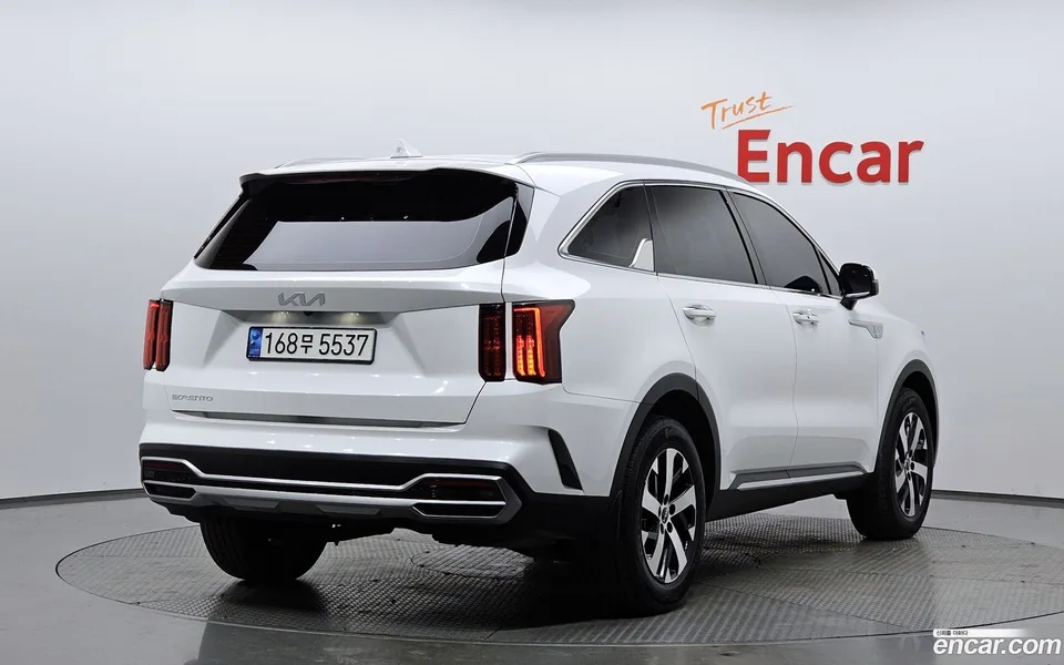 Kia Sorento 2.5T 2WD 2023 — миниатюра 2