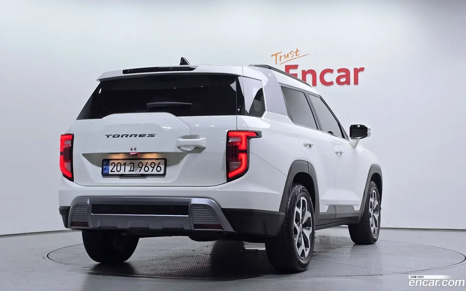 KG Mobility Torres 1.5 2WD 2022 — миниатюра 2