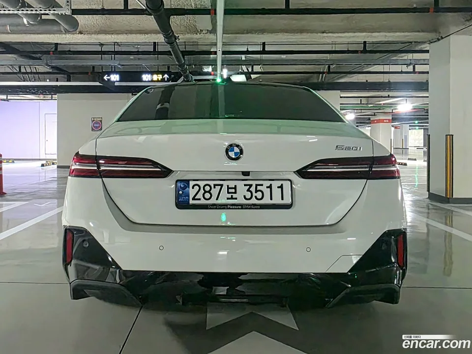 BMW 5 Series 520i M 2024 — миниатюра 5