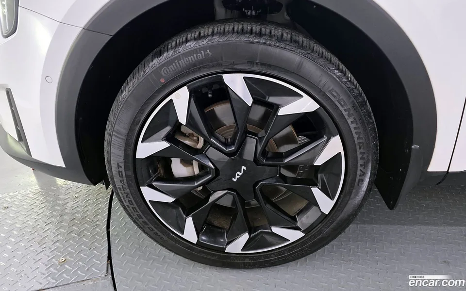 Kia Sorento 2.5T 2WD 2024 — миниатюра 5