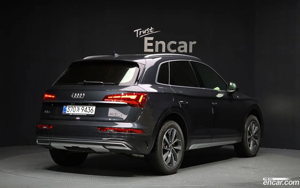 Audi Q5 45 TFSI 2023 — миниатюра 2
