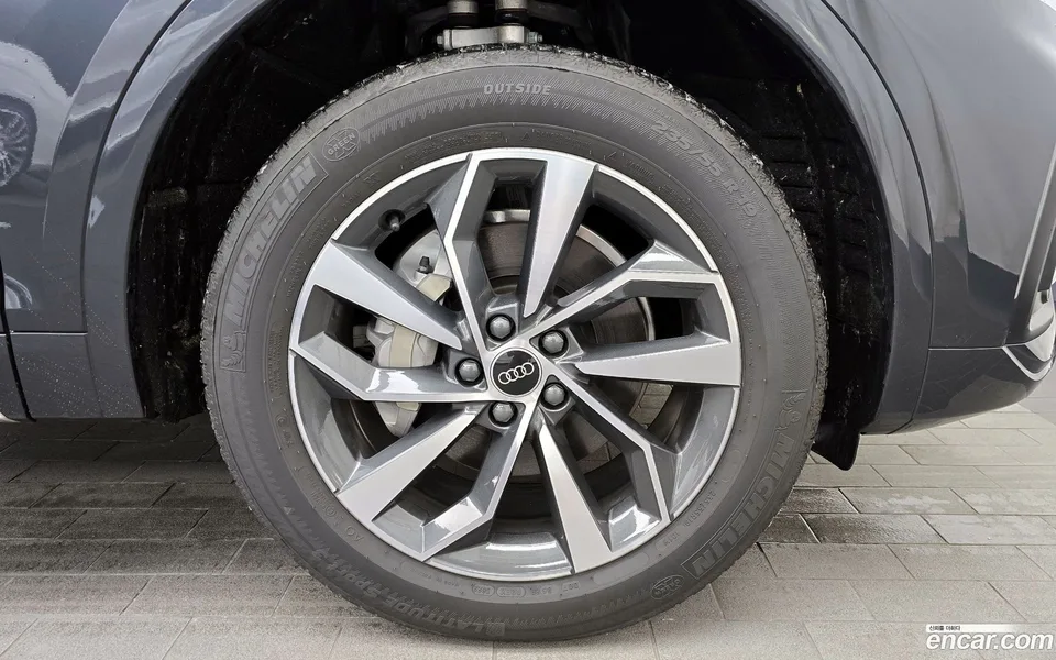 Audi Q5 45 TFSI 2023 — миниатюра 5