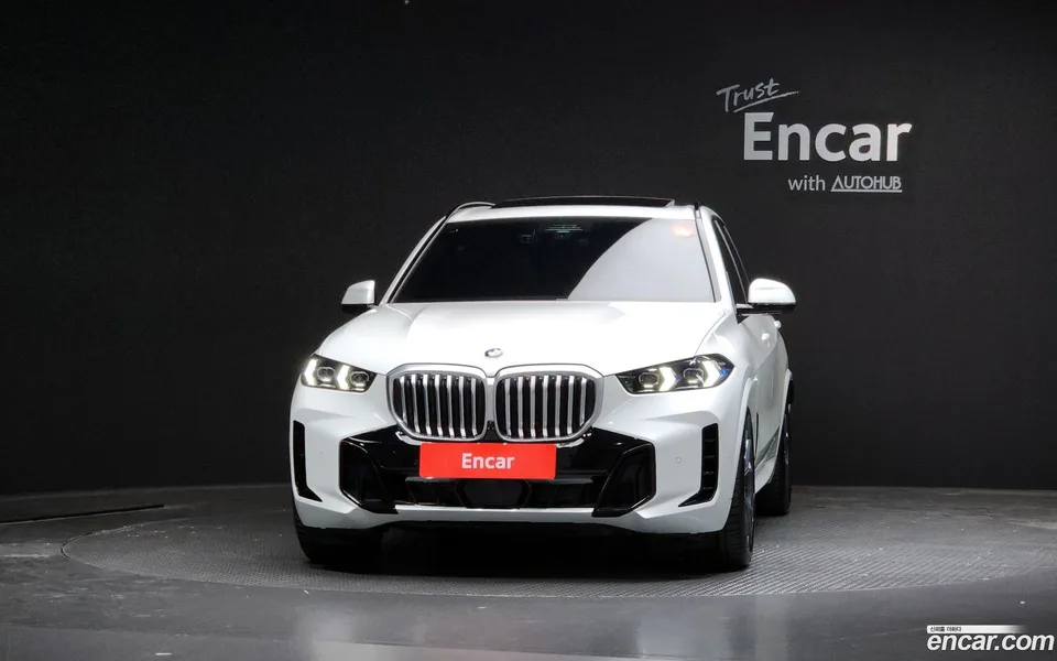 BMW X5 xDrive 40i M 2023 — миниатюра 3