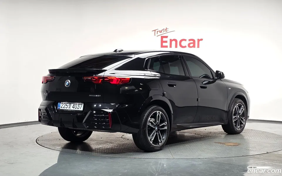 BMW X2 xDrive20i M 2025 — миниатюра 2