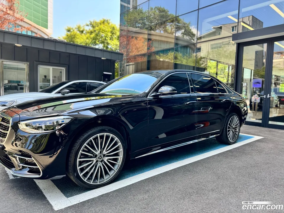 Mercedes-Benz S-Class (W223) S500L 4MATIC 2025 — фото 1, купить с доставкой в Москву