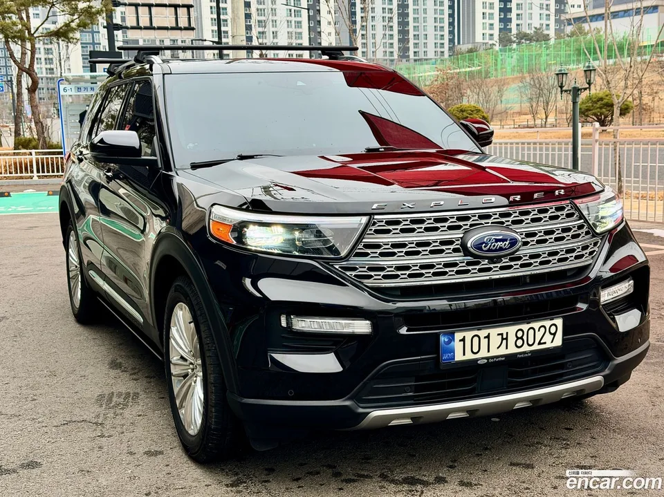 Ford Explorer 2.3 4WD 2023 — миниатюра 2