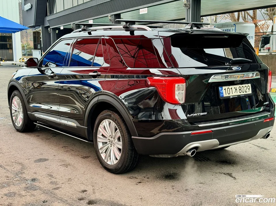 Ford Explorer 2.3 4WD 2023 — миниатюра 5