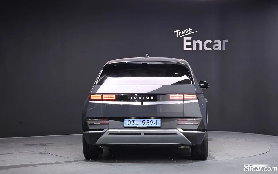 Hyundai Ioniq 5 2023 — миниатюра 4