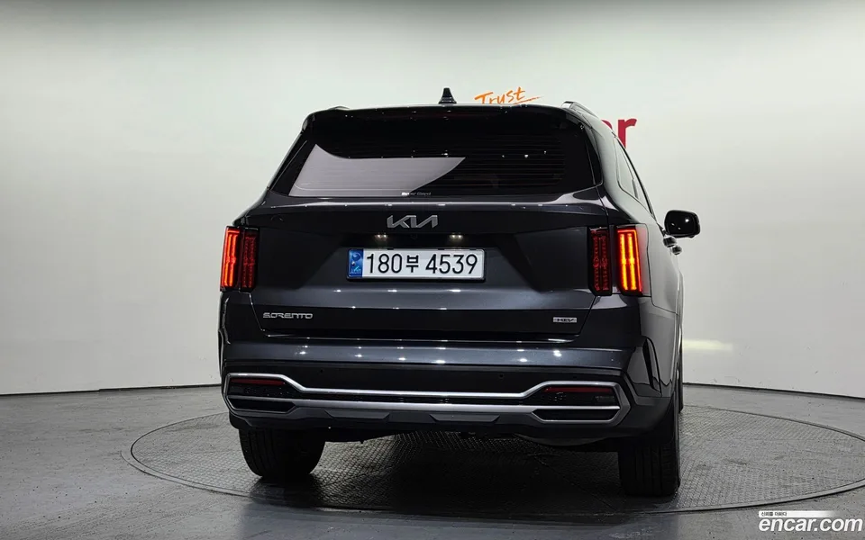 Kia Sorento HEV 1.6 2WD 2023 — миниатюра 4