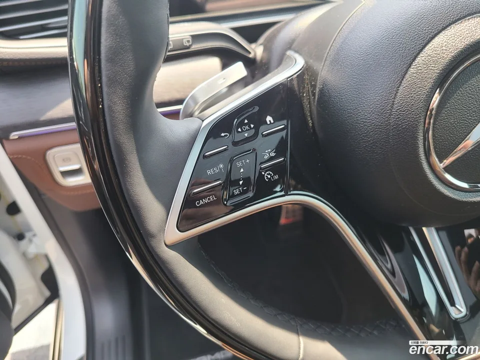 Mercedes-Benz GLS-Class GLS580 4MATIC 2024 — миниатюра 5