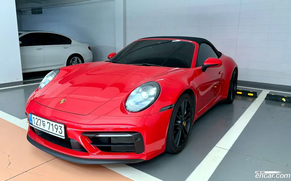 Porsche 911 (992) GTS 2022 — фото 1, купить с доставкой в Москву