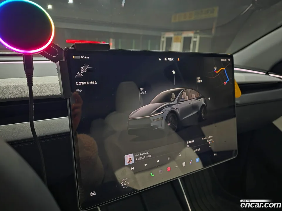 Tesla Model Y RWD 2025 — миниатюра 5