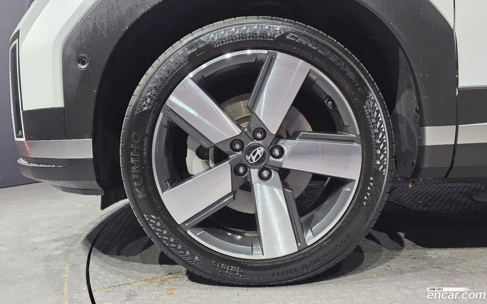 Hyundai SantaFe 2.5T 2WD 2023 — миниатюра 5