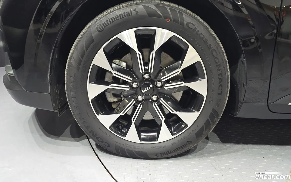 Kia Carnival 9 2023 — миниатюра 5