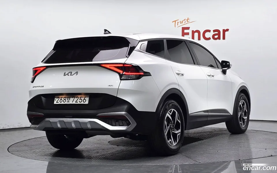 Kia Sportage 2.0 4WD 2024 — миниатюра 2