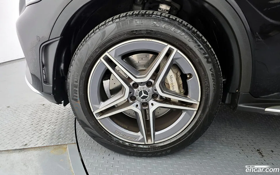 Mercedes-Benz GLC-Class GLC300e 4MATIC 2022 — миниатюра 5