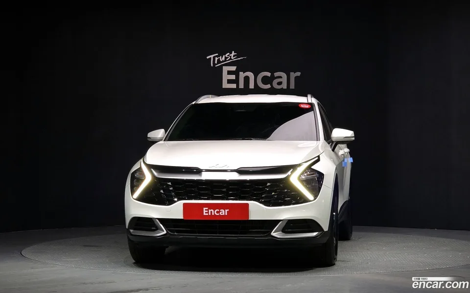 Kia Sportage 2.0 2WD 2022 — миниатюра 2