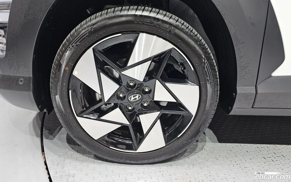 Hyundai Kona 1.6 2WD 2025 — миниатюра 5