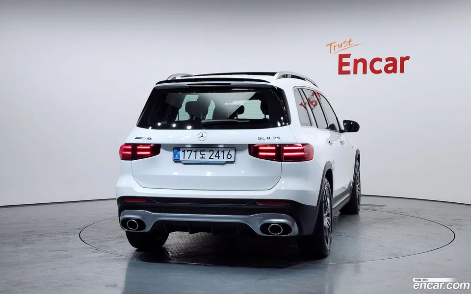 Mercedes-Benz GLB-Class AMG GLB35 4MATIC 2025 — миниатюра 4