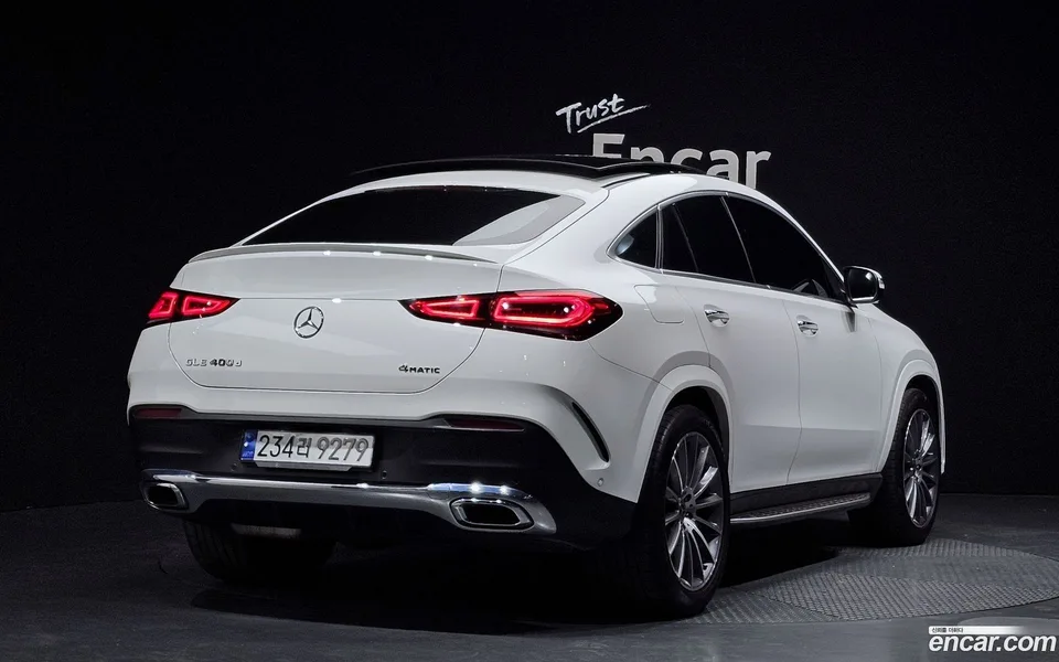 Mercedes-Benz GLE-Class GLE400d 4MATIC 2023 — миниатюра 2