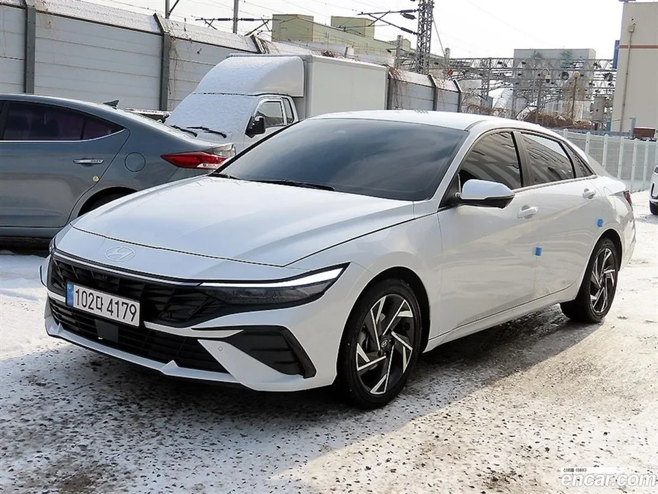 Hyundai Avante CN7 1.6 2023 — миниатюра 2