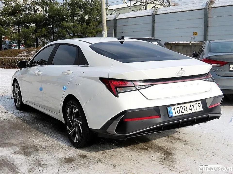 Hyundai Avante CN7 1.6 2023 — миниатюра 3