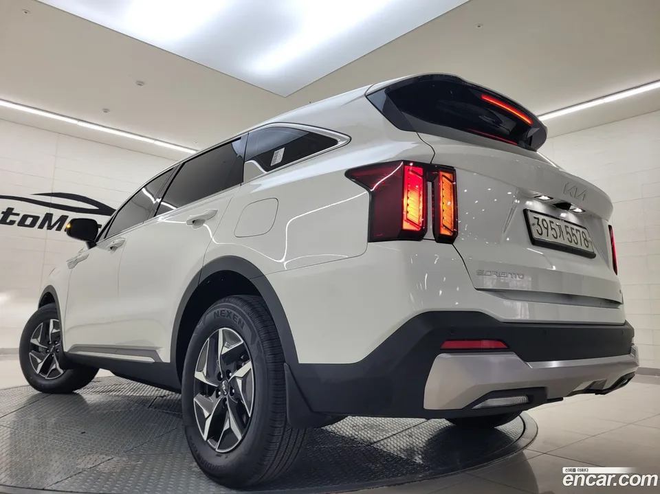Kia Sorento HEV 1.6 2WD 2024 — миниатюра 2