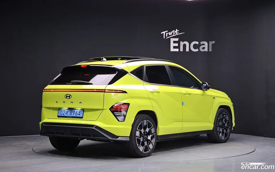 Hyundai Kona Electric 2023 — миниатюра 2