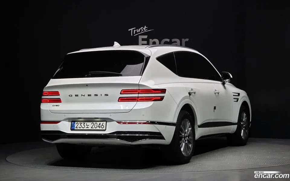 Genesis GV80 2.5T 2WD 2024 — миниатюра 2