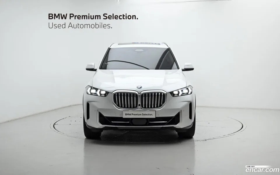 BMW X5 xDrive 50e xLine 2024 — миниатюра 3