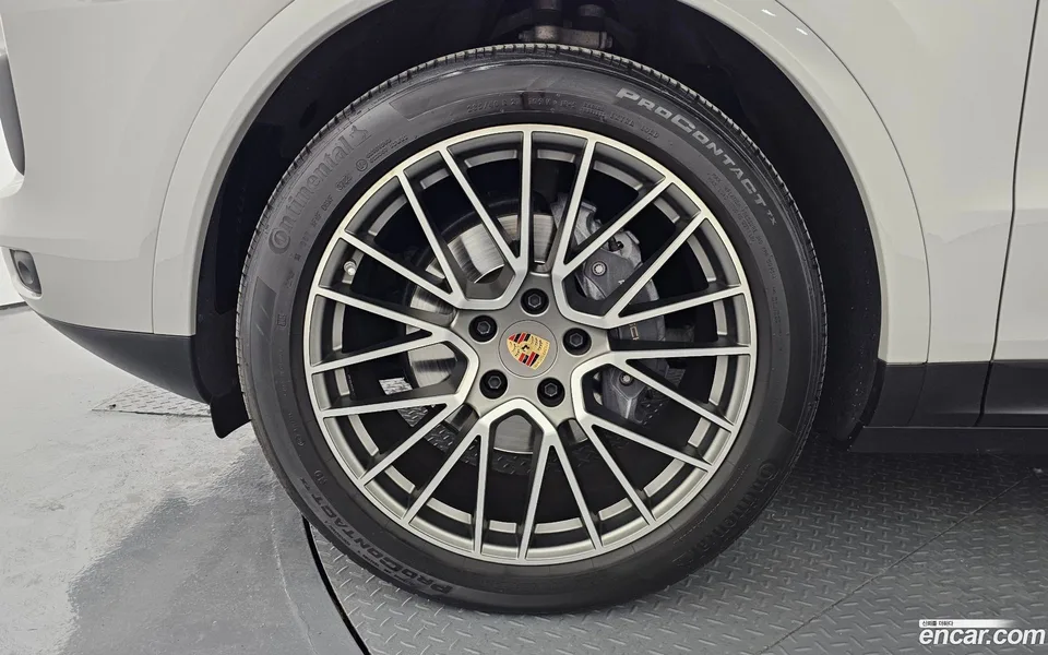 Porsche Cayenne 3.0 2023 — миниатюра 5