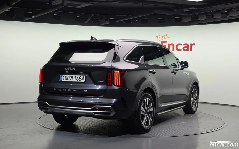 Kia Sorento HEV 1.6 2WD 2022 — миниатюра 2