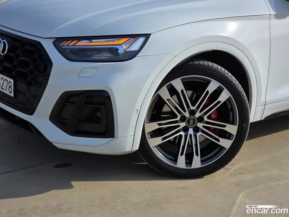 Audi SQ5 3.0 TFSI 2022 — миниатюра 3