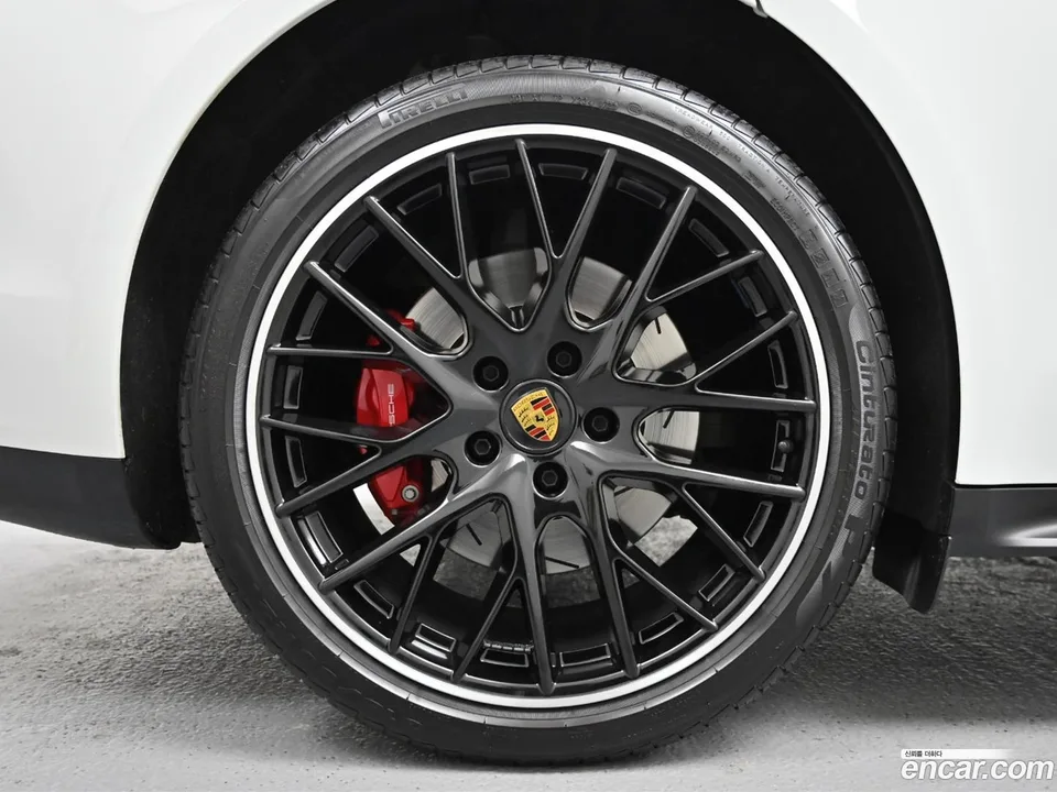 Porsche Panamera (971) 4.0 GTS 2023 — миниатюра 5