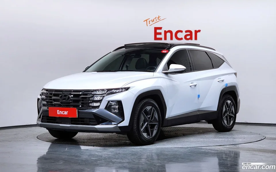 Hyundai Tucson NX4 1.6 2WD 2024 — фото 1, купить с доставкой в Москву