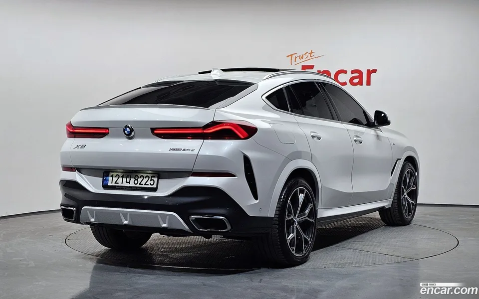 BMW X6 xDrive30d M 2022 — миниатюра 2