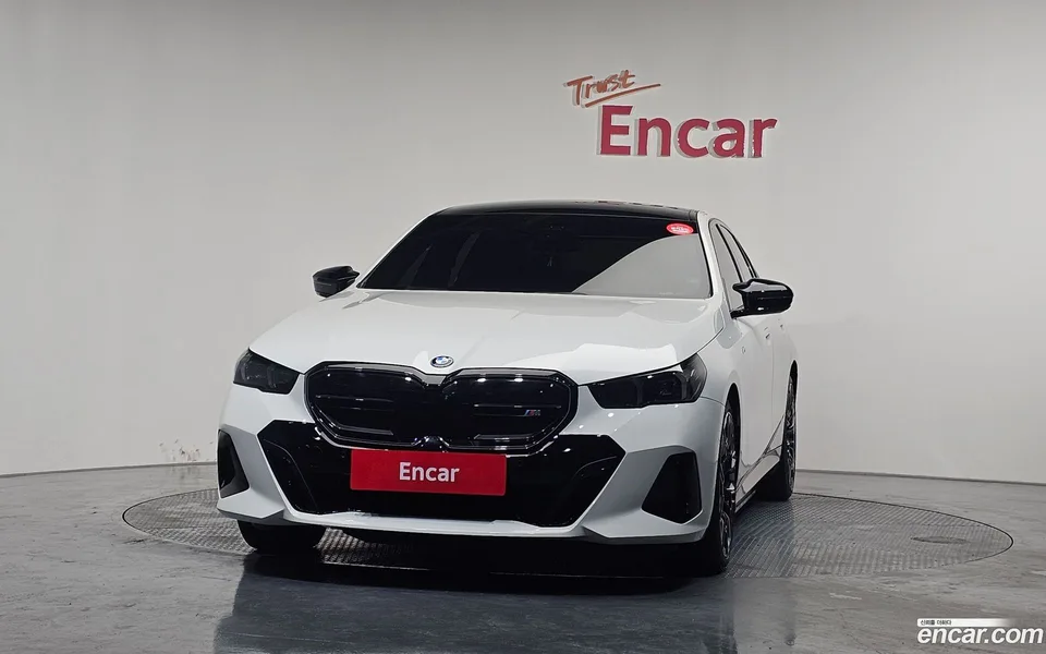 BMW i5 M60 xDrive 2024 — миниатюра 3