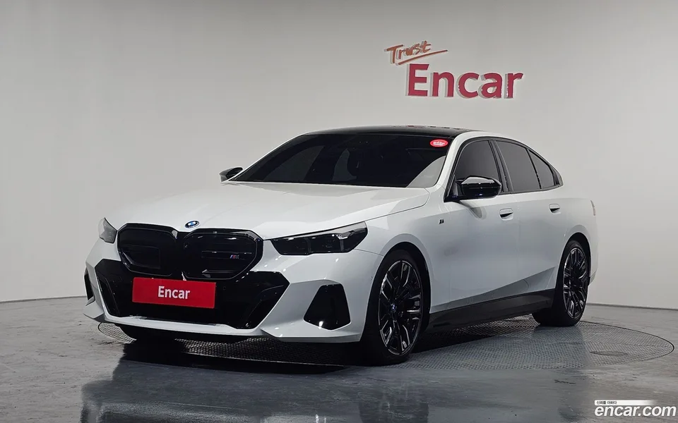 BMW i5 M60 xDrive 2024 — фото 1, купить с доставкой в Москву