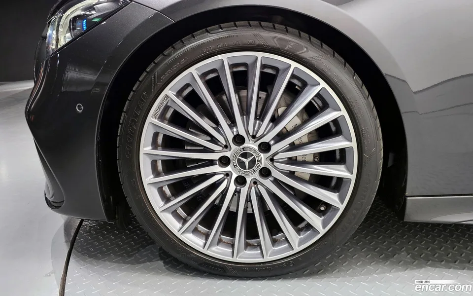 Mercedes-Benz C-Class C300 4MATIC AMG Line 2022 — миниатюра 5